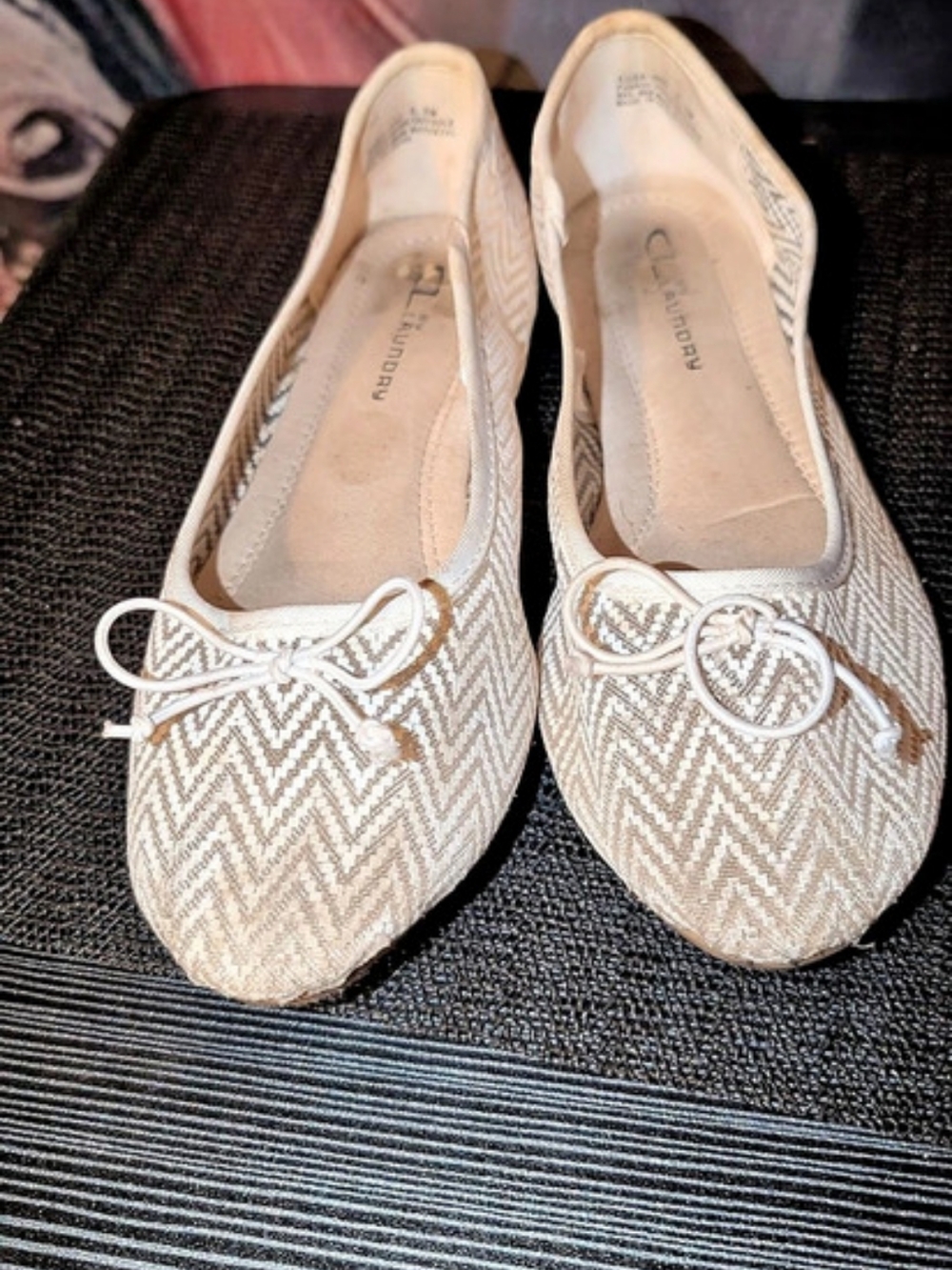 CL by Laundry Adra Women's Chevron Woven Ballet Flats Beige White Size 6.5 M